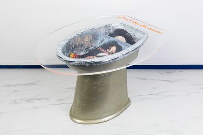 Don\'t stop the music! - a Sculpture & Installation Artowrk by la principessa sul bidet